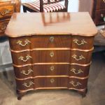 159 3176 CHEST OF DRAWERS